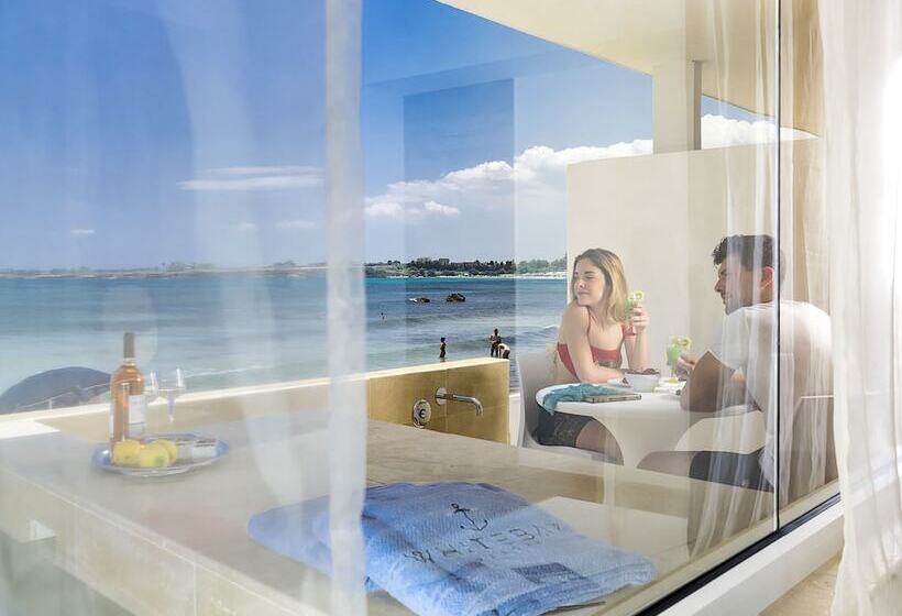 סוויטת דלוקס נוף לים, White Bay