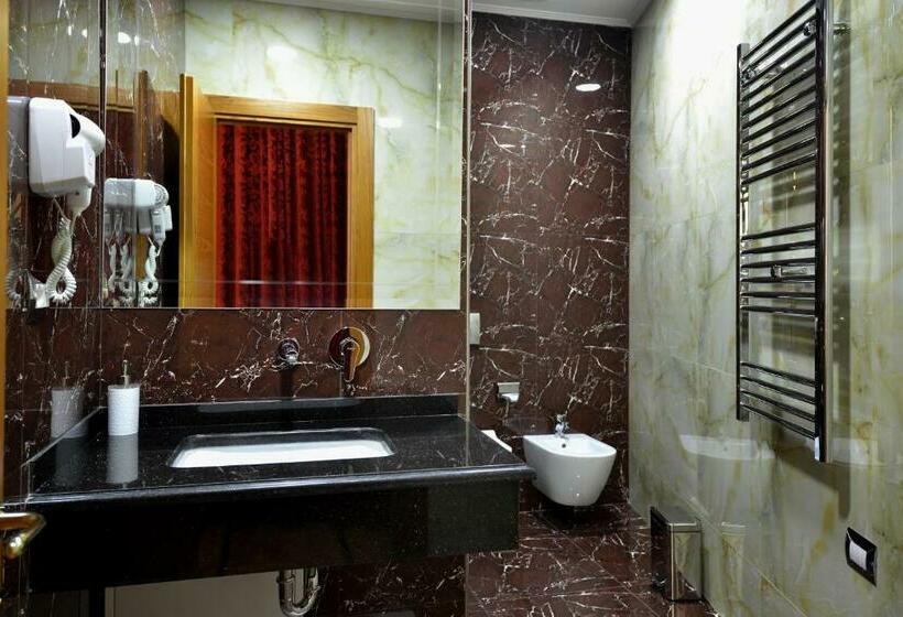 غرفة قياسية, Austria