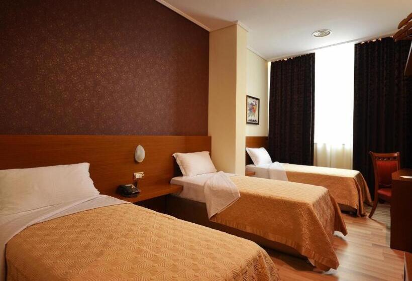 غرفة عائلية, Austria