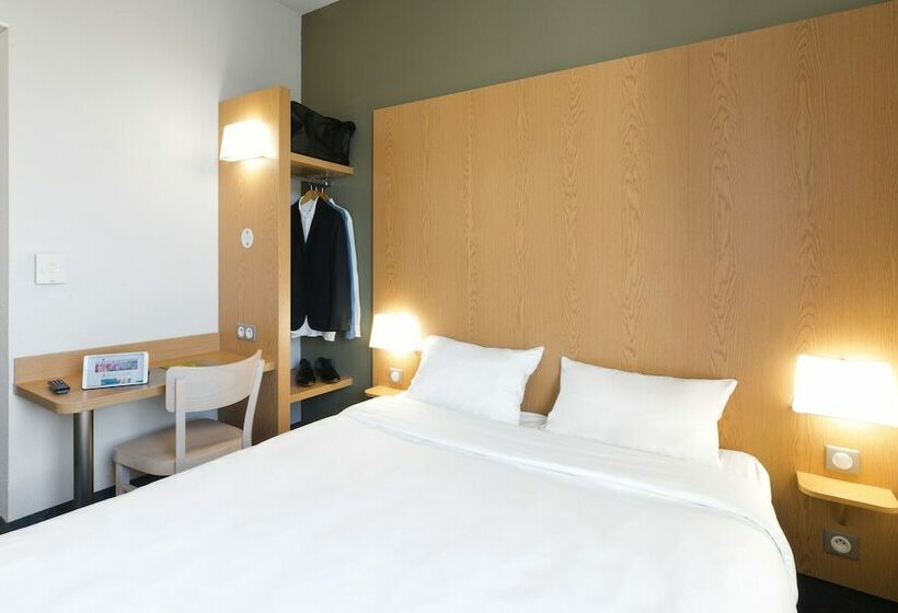 Номер Стандарт, B&b Hotel La Roche Sur Yon