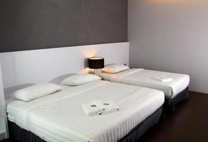 Трехместный Номер Deluxe, Chariton Hotel Ipoh