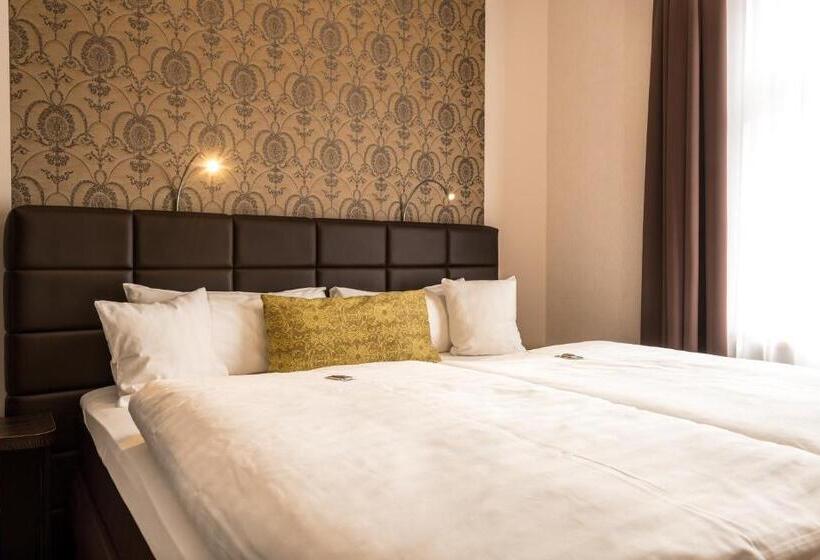 컴포트 스위트, Die Edelkastanie