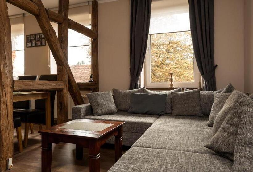 컴포트 스위트, Die Edelkastanie