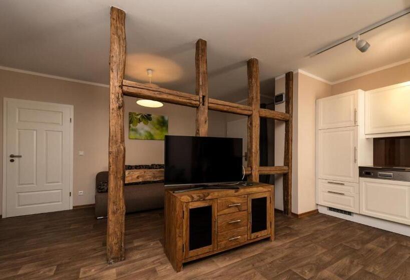 컴포트 스위트, Die Edelkastanie