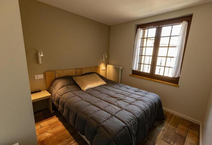 Апартаменты 2 Спальни, Hôtel Le Coq D Or