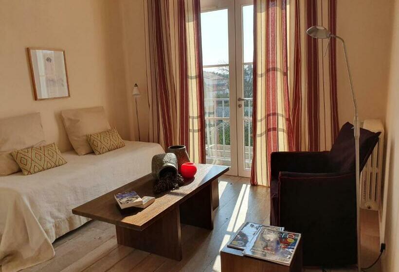 复式套房, Le Chat Botté