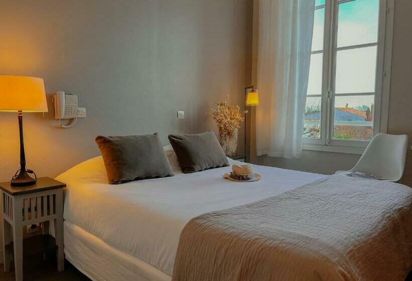 高级大房间, Le Chat Botté