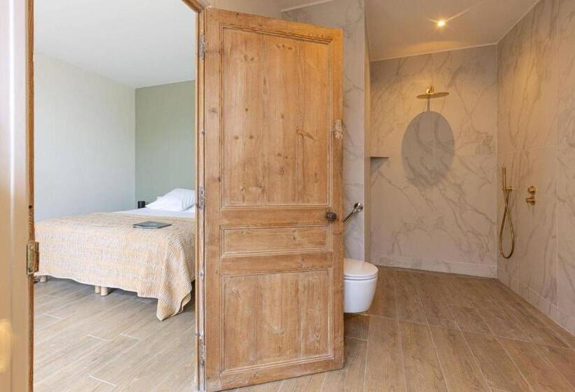 高级大房间, Le Chat Botté