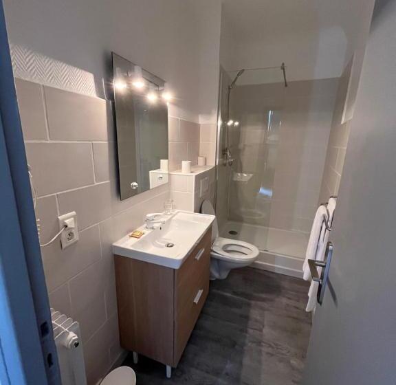 Номер Стандарт, Hôtel Le Coq D Or