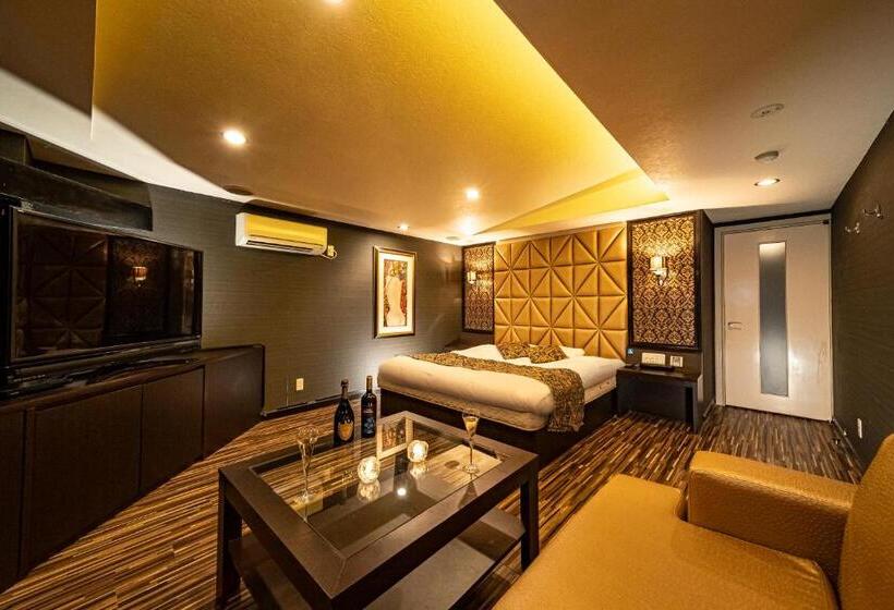 غرفة إقتصادية, Mint Osaka Airport