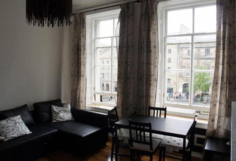 带2个卧室的公寓, Niddry Street Apartments Edinburgh