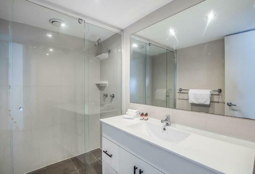 침실 2개 바다 전망 아파트, Pacific Plaza Apartments