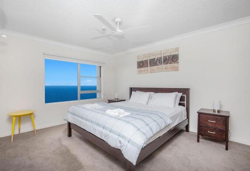 Superior 2-bedroom flat with sea view, Pacific Plaza Apartments
