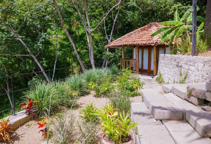 بانگلوی استاندارد با چشمانداز دریا, Casa Andalucia