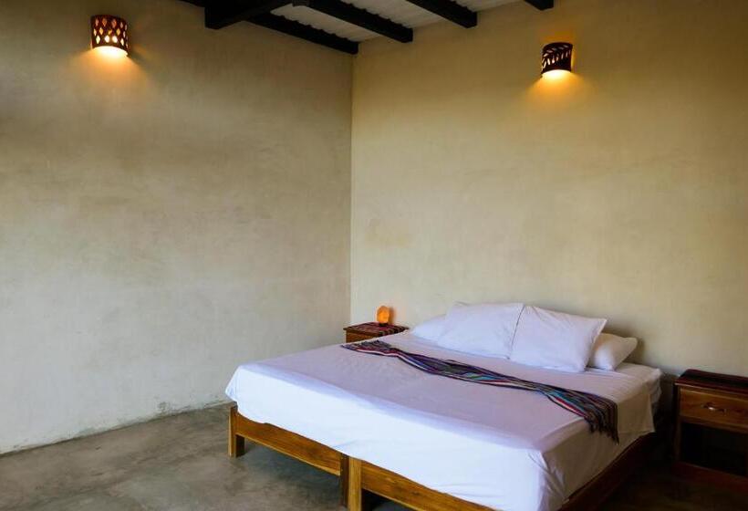 بانگلوی لوکس, Casa Andalucia