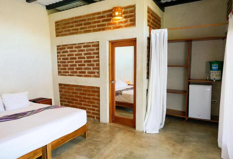 بانگلوی لوکس, Casa Andalucia