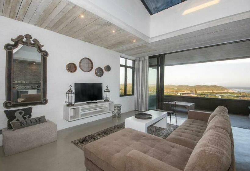 جناح, The House Quarters