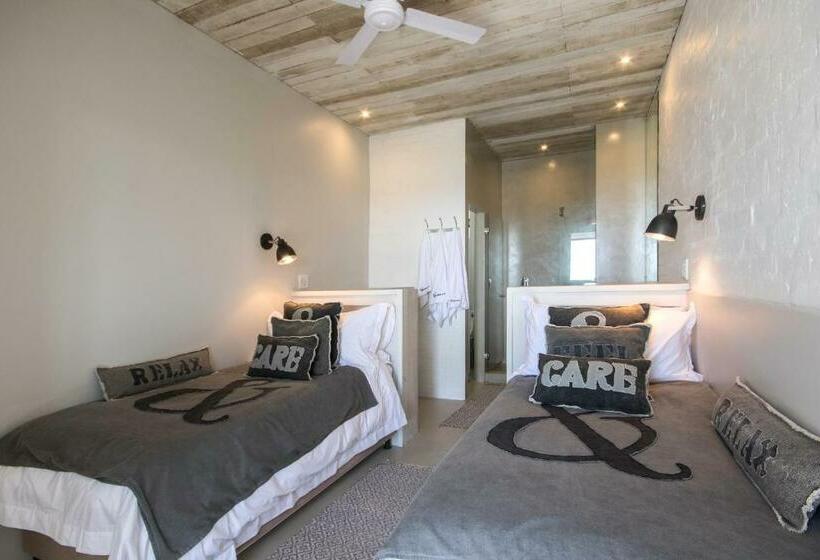 جناح, The House Quarters