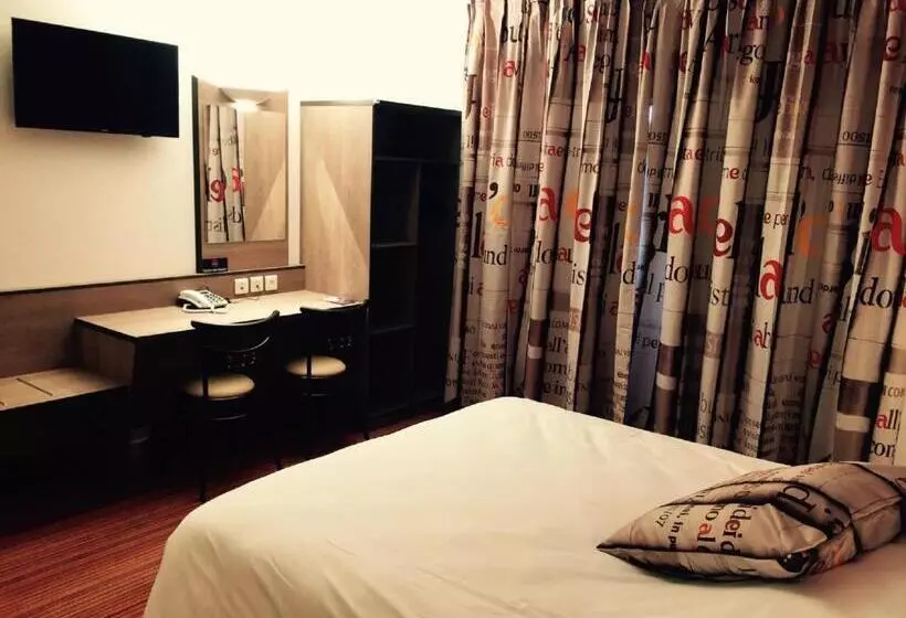 Standard-invahuone, Ace Hotel Troyes
