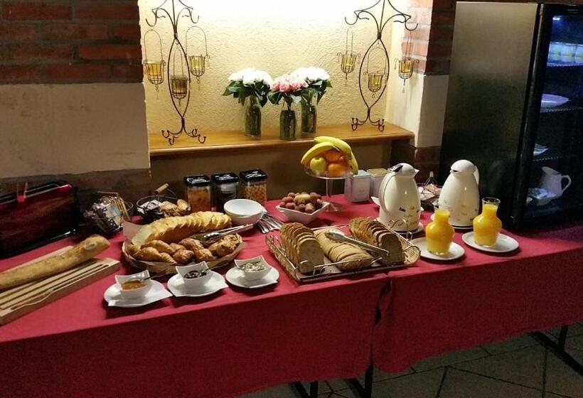 Четырехместный Номер Стандарт, B&b Domaine De La Corbe