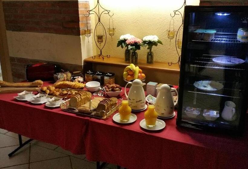 Четырехместный Номер Стандарт, B&b Domaine De La Corbe