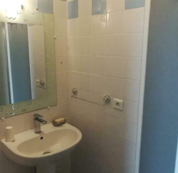 Quarto Estandar Individual, B&b La Difference