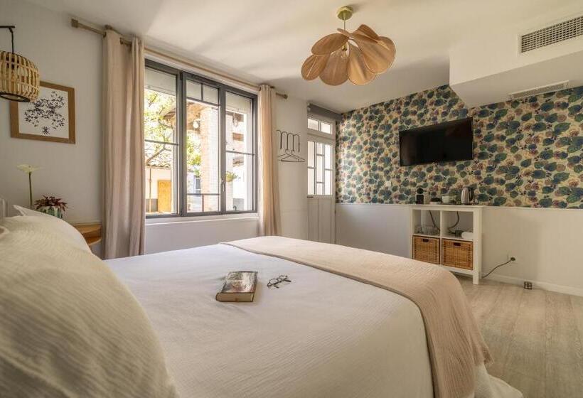 스탠다드 룸 킹사이즈 침대, B&b La Maison De Julia