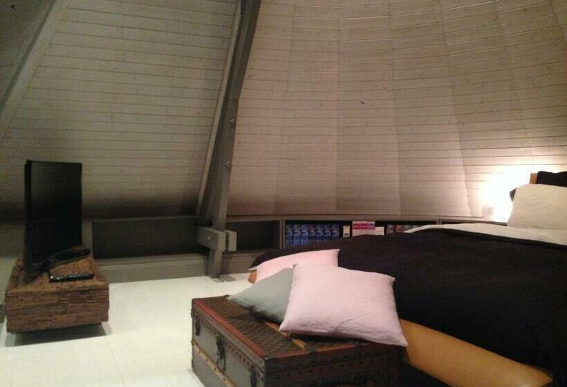 سوییت, So Touquet