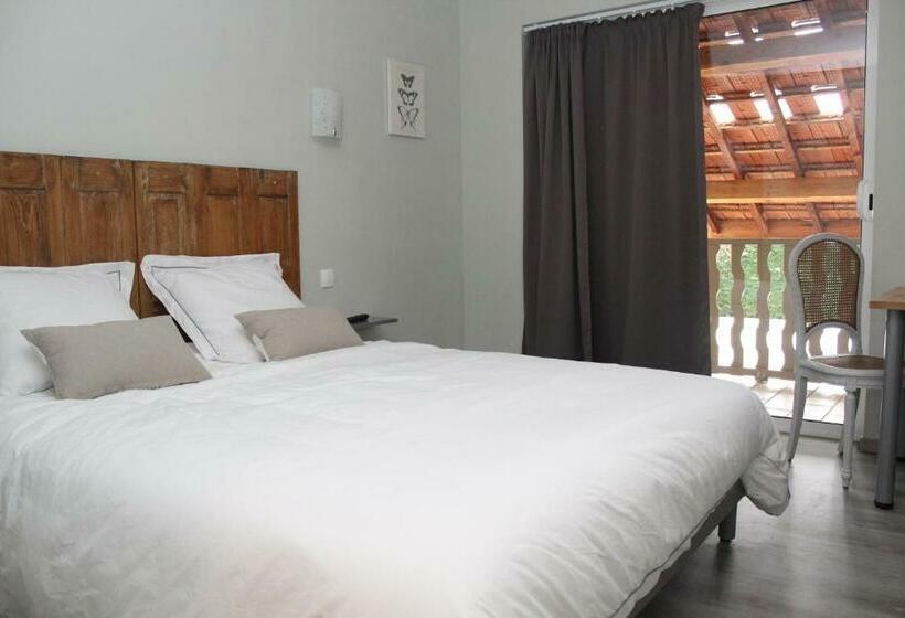 Номер Стандарт, Sous Le Figuier