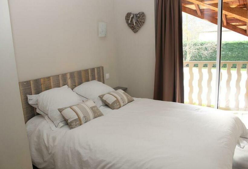 Номер Стандарт, Sous Le Figuier