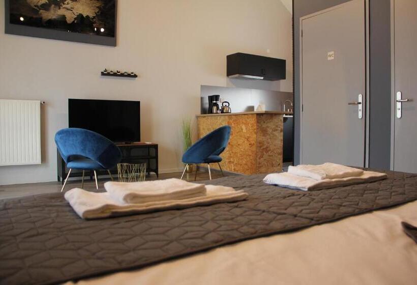 Студио Стандарт с Террасой, Villa Louis Victor