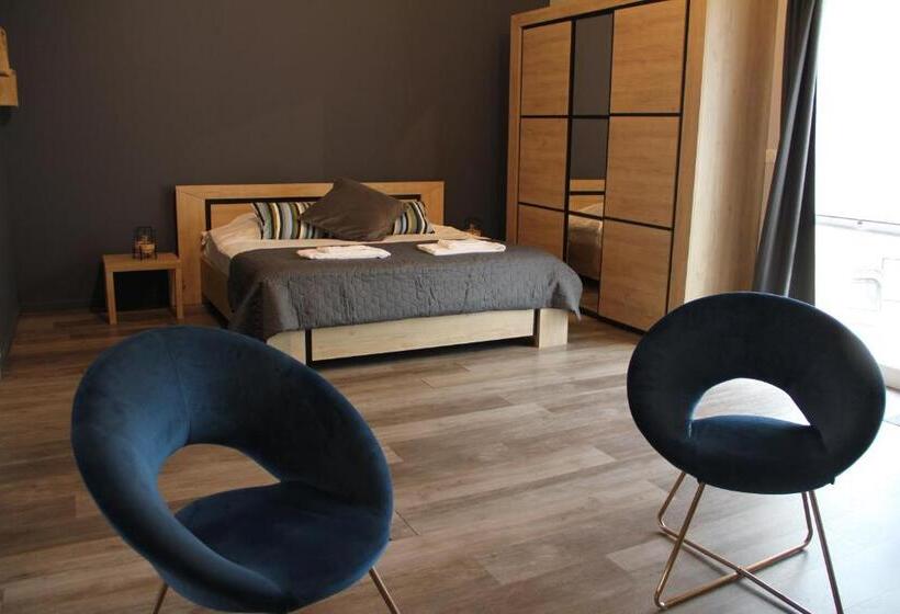 Студио Стандарт с Террасой, Villa Louis Victor