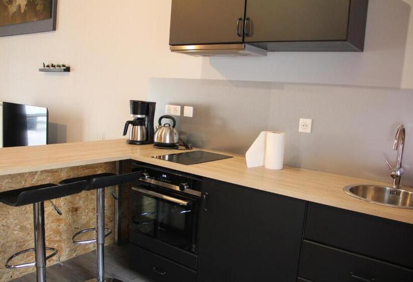 Студио Стандарт с Террасой, Villa Louis Victor