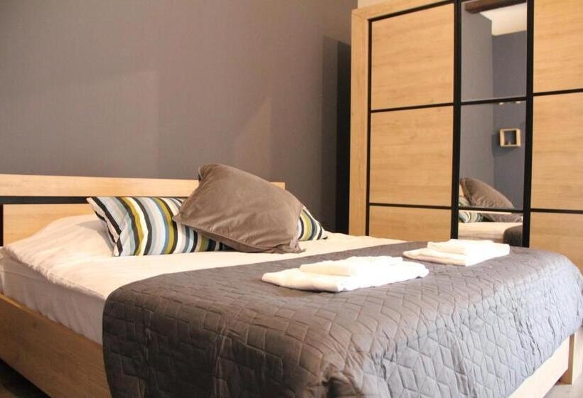 Студио Стандарт с Террасой, Villa Louis Victor