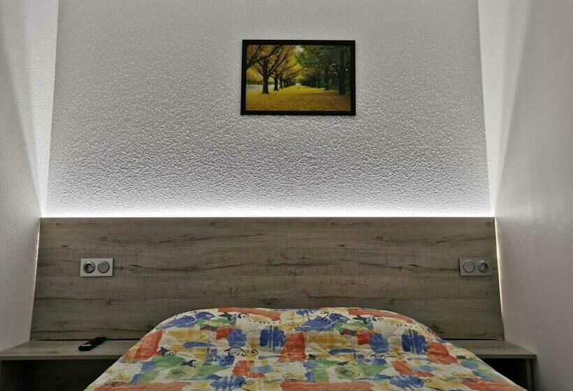 חדר סטנדרט, Alpha