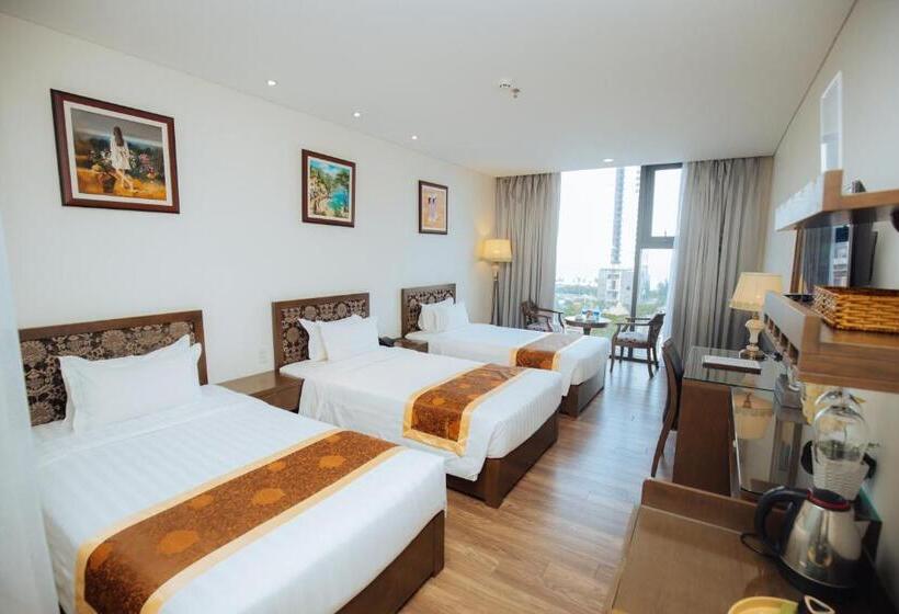 اتاق سه نفره دلوکس با چشمانداز دریا, Danaciti