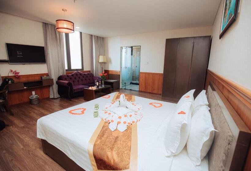 اتاق استاندارد با چشمانداز دریا, Danaciti