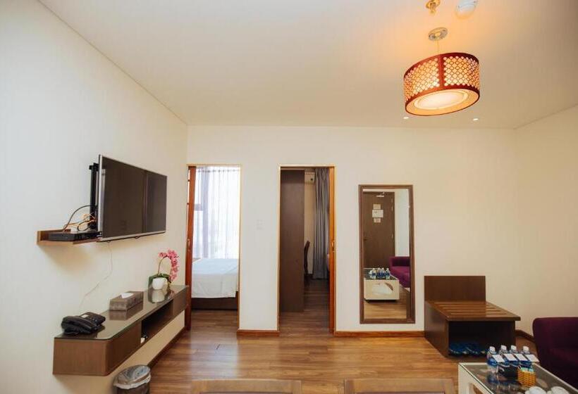 سوییت خانوادگی, Danaciti