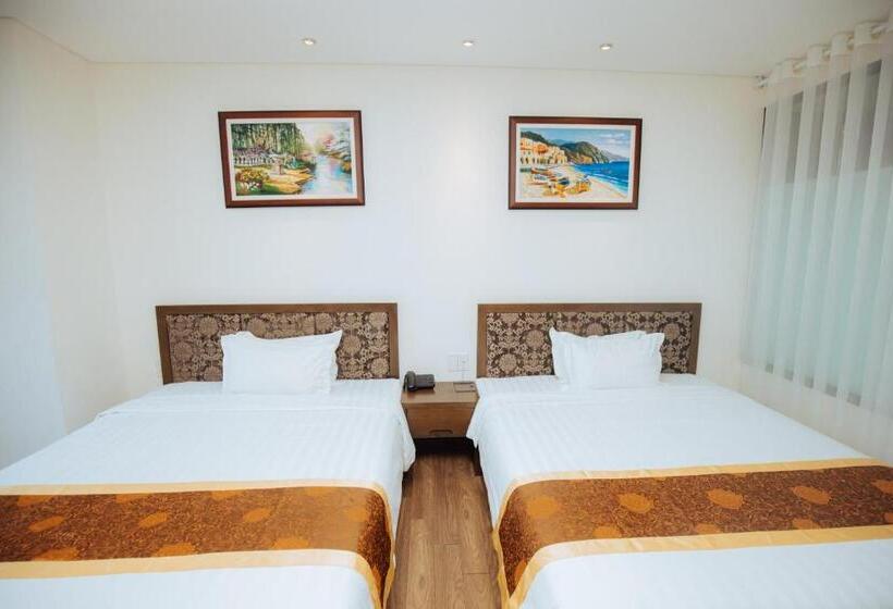 اتاق سوپریور, Danaciti