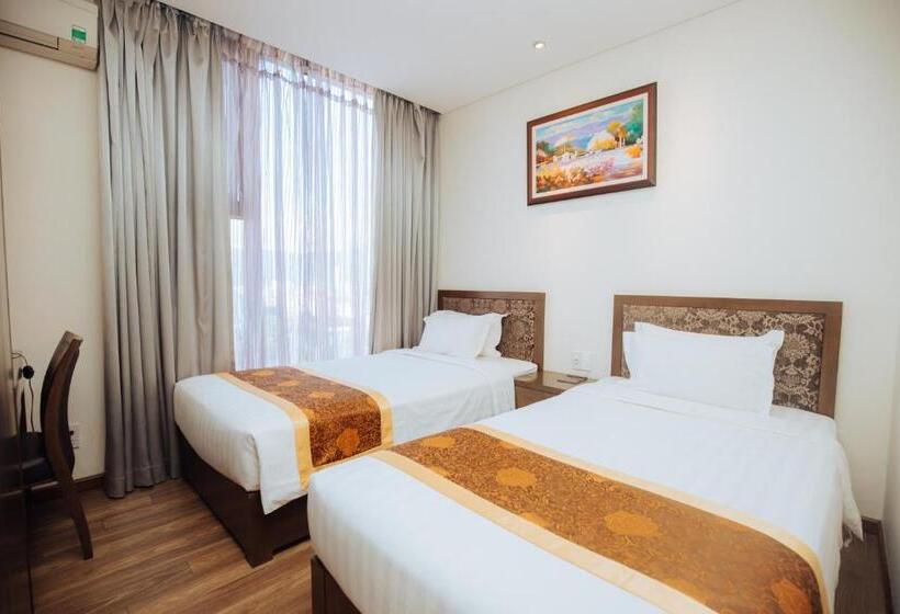 سوییت خانوادگی, Danaciti