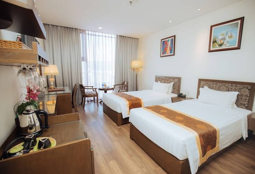 اتاق سوپریور, Danaciti