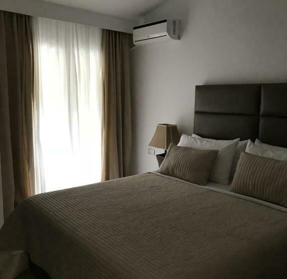 اتاق استاندارد با چشم‌انداز کوهستان, Golden View Residence