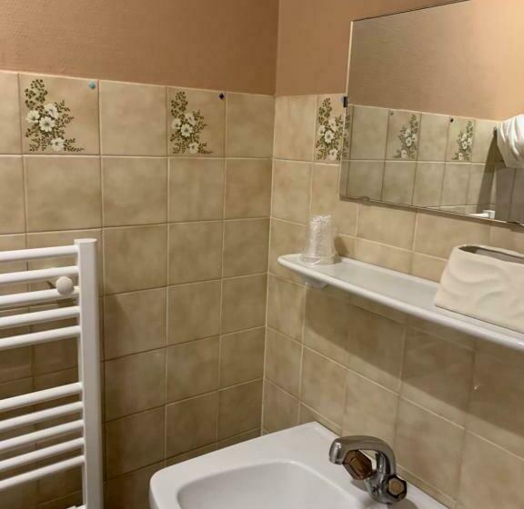 Номер Economy с общей ванной комнатой, Hôtel Le Cosy