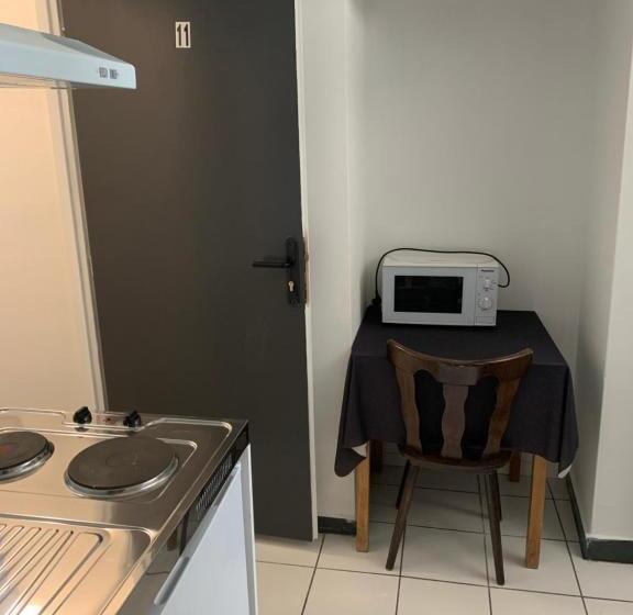 Студия Стандарт, Hôtel Le Cosy