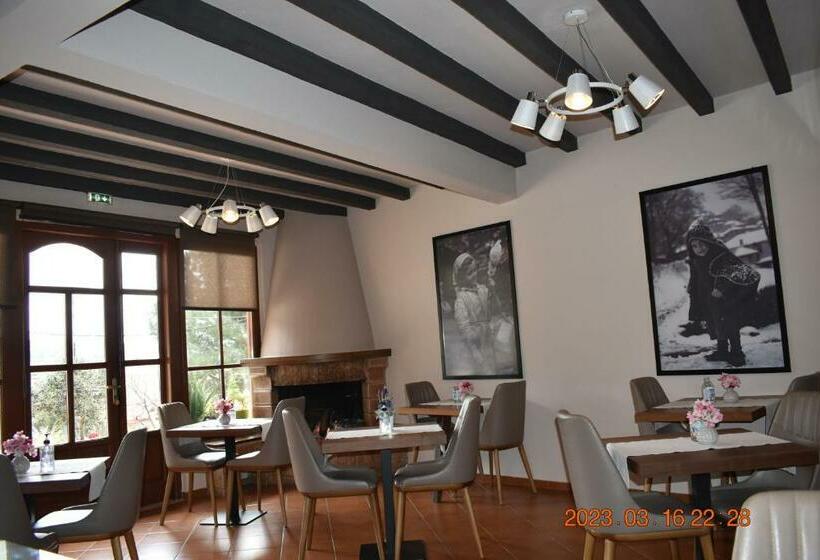 غرفة قياسية ذات إطلالة, Meteora