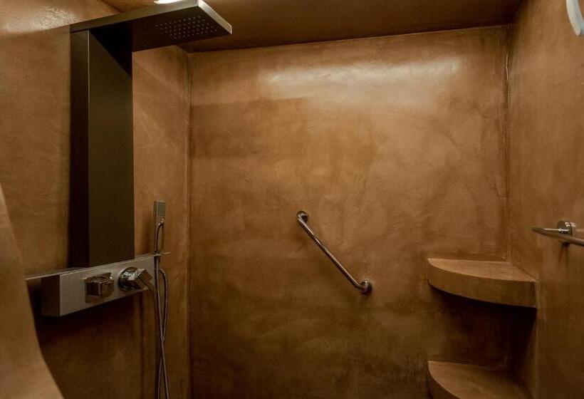 غرفة سوبيريور, Meteora