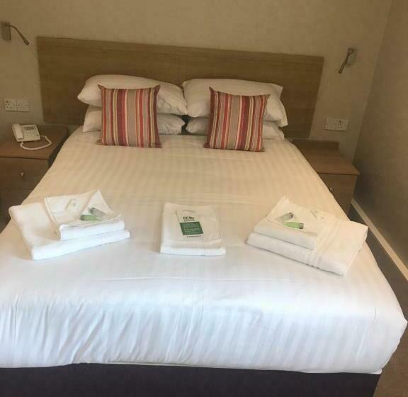 スタンダードルーム, Monarch