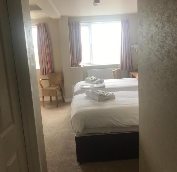 オーシャンビュースタンダードルーム, Monarch