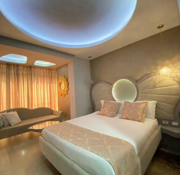 Standard Room, New W