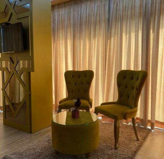 Superior Room, New W